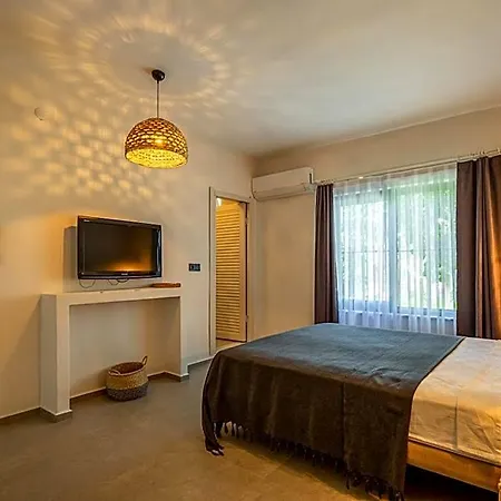 Hotel Artotel