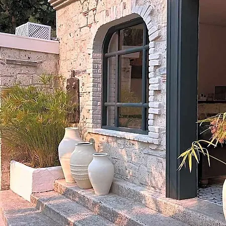 Hotel Artotel Ciftlikkoyu